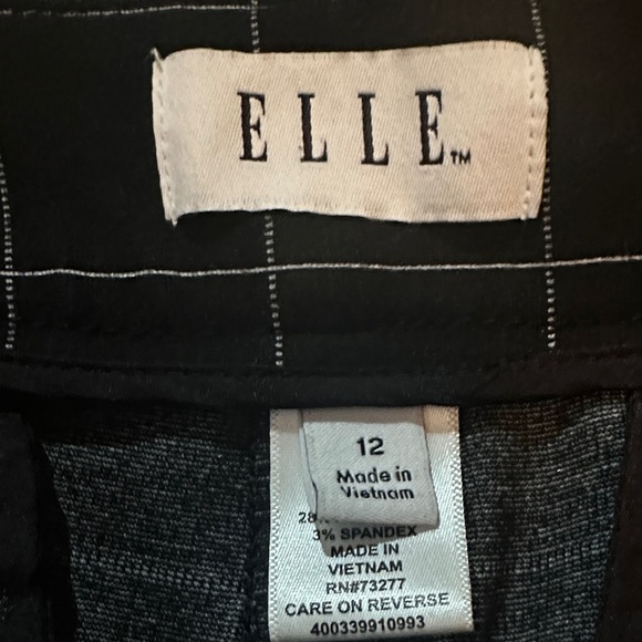 Elle Black Checkered Dress Pants - Picture 2 of 8